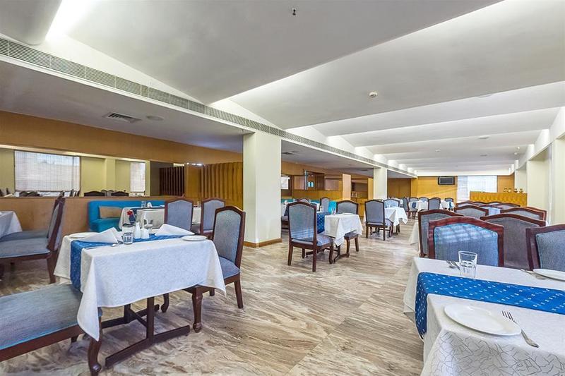 The Sunway Manor Hotel Pondicherry Exterior foto